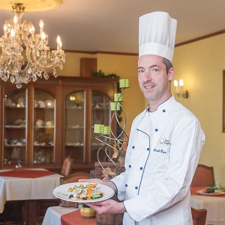 Hostellerie Val Fleuri Mersch Exteriör bild
