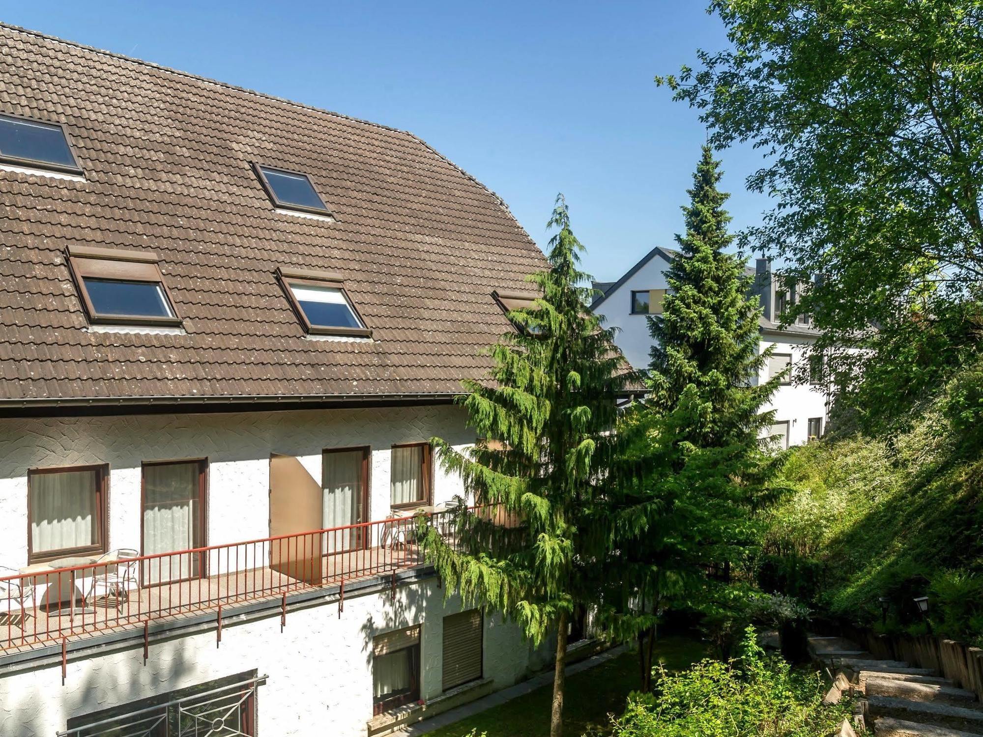 Hostellerie Val Fleuri Mersch Exteriör bild