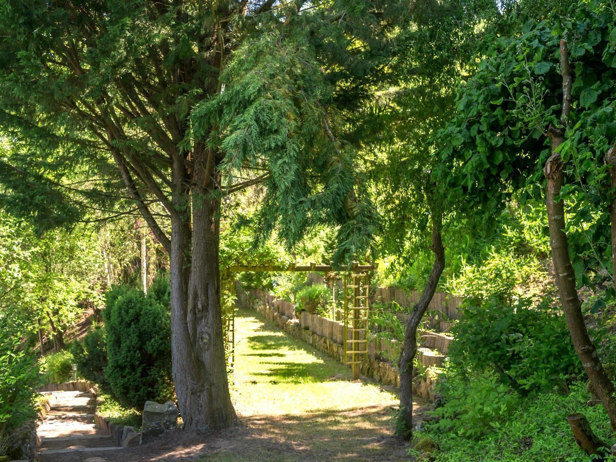 Hostellerie Val Fleuri Mersch Exteriör bild